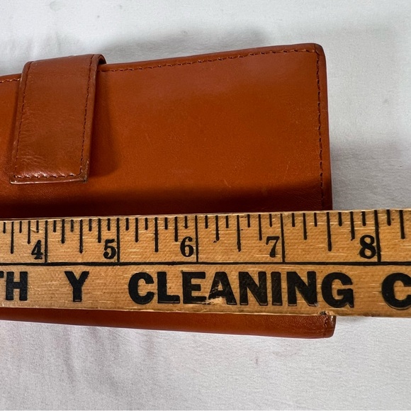 Hobo International Long Bi-Fold Leather Wallet w/ Snap Pouch & ID Display - Picture 12 of 16